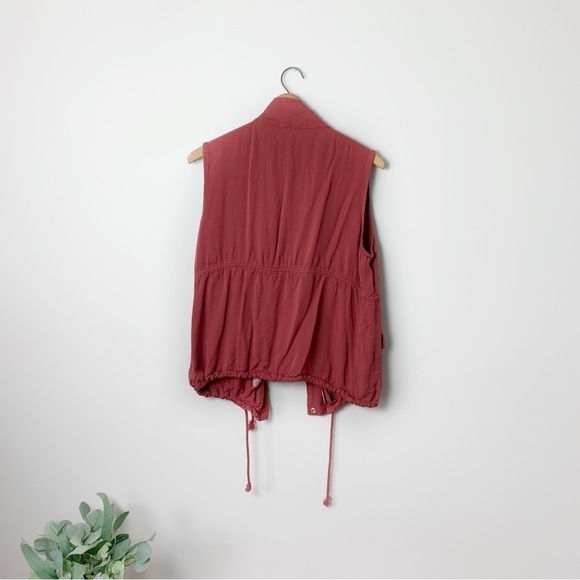 [ENTRO] Women's Brick Red Orange Sleeveless Zip Up Vest - Picture 6 of 7